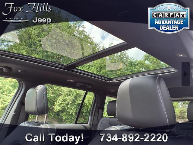 new 2025 Jeep Grand Cherokee car, priced at $49,000