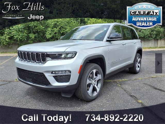 new 2025 Jeep Grand Cherokee car, priced at $49,000