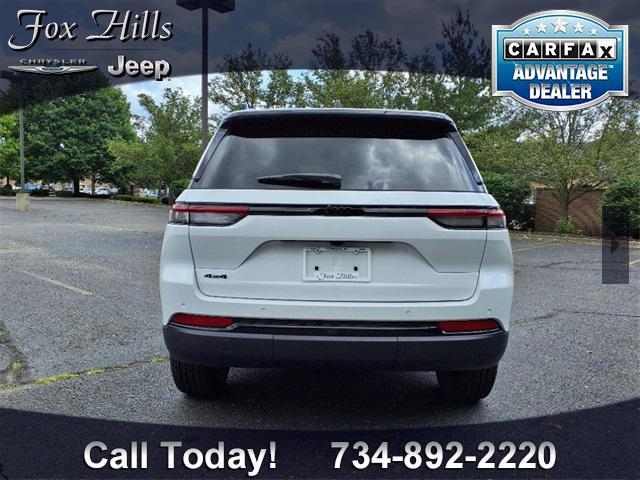new 2025 Jeep Grand Cherokee car, priced at $42,995