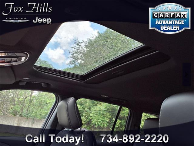 new 2025 Jeep Grand Cherokee car, priced at $42,995