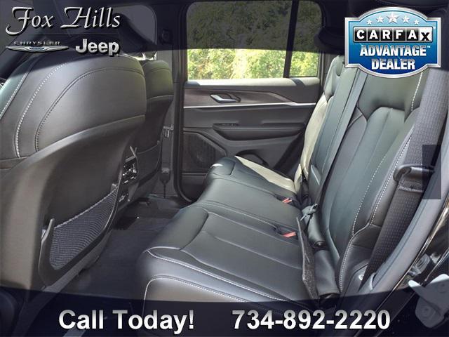 new 2025 Jeep Grand Cherokee car, priced at $49,204