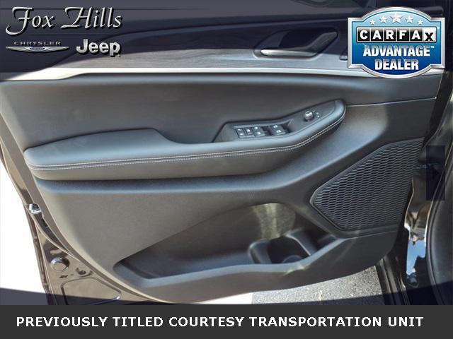 new 2025 Jeep Grand Cherokee car, priced at $49,204