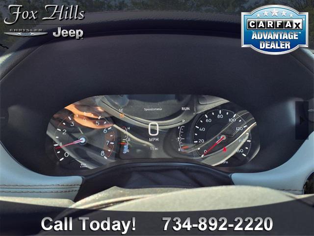 new 2025 Jeep Compass car, priced at $32,985