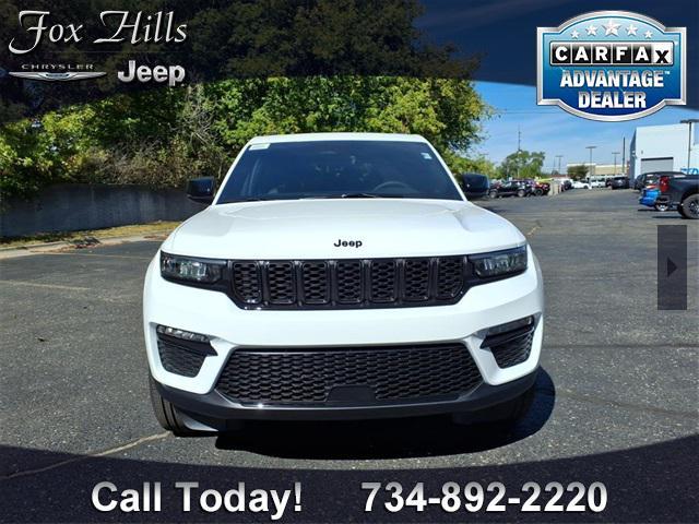 new 2025 Jeep Grand Cherokee car, priced at $48,695