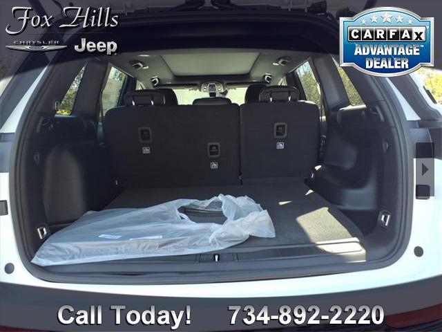 new 2025 Jeep Grand Cherokee car, priced at $48,695