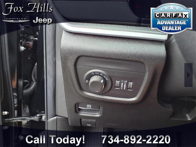 new 2025 Jeep Grand Cherokee car, priced at $41,317