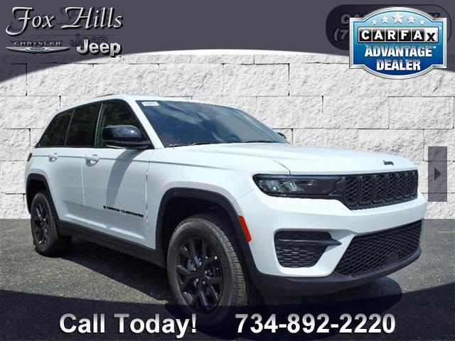 new 2025 Jeep Grand Cherokee car, priced at $42,995