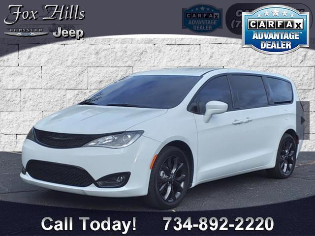 used 2020 Chrysler Pacifica car, priced at $23,232