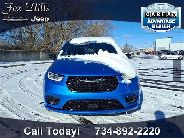 new 2026 Chrysler Pacifica car, priced at $54,309