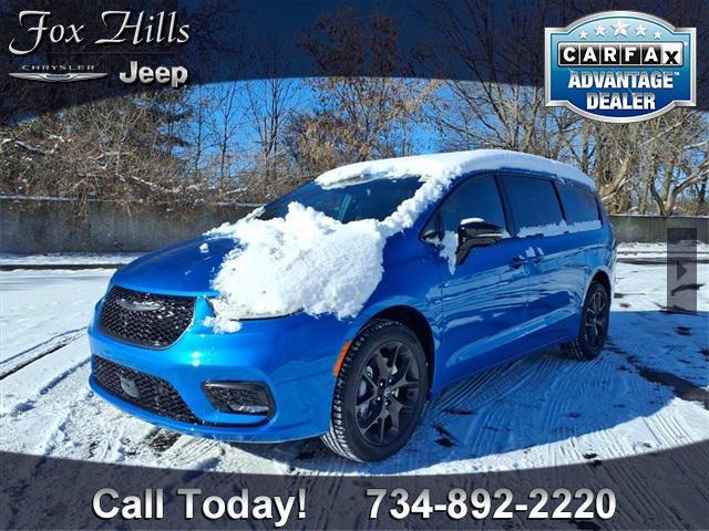 new 2026 Chrysler Pacifica car, priced at $54,309