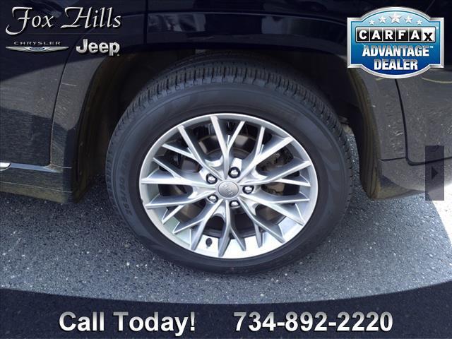 used 2022 Jeep Grand Cherokee car, priced at $39,995