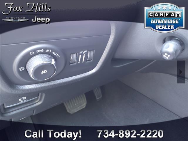 used 2022 Jeep Grand Cherokee car, priced at $39,995