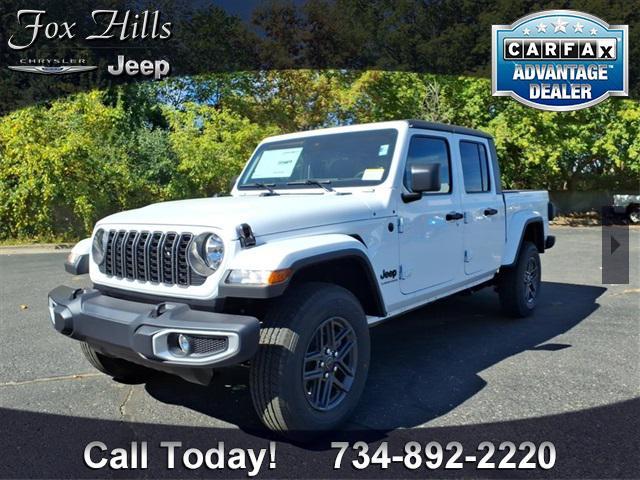 new 2025 Jeep Gladiator car, priced at $45,609