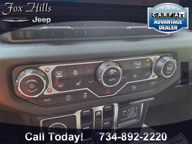new 2025 Jeep Wrangler car, priced at $49,048