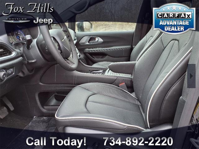 new 2025 Chrysler Pacifica car, priced at $51,959