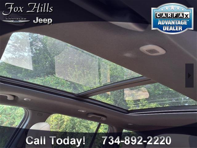 new 2025 Jeep Grand Cherokee car, priced at $48,576