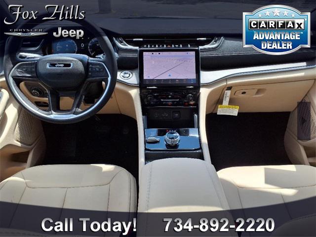 new 2025 Jeep Grand Cherokee car, priced at $48,576