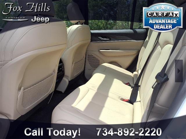 new 2025 Jeep Grand Cherokee car, priced at $48,576