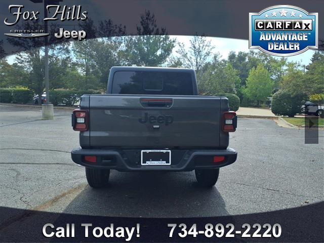 new 2025 Jeep Gladiator car, priced at $46,118