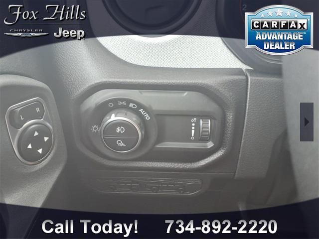 new 2025 Jeep Gladiator car, priced at $46,118