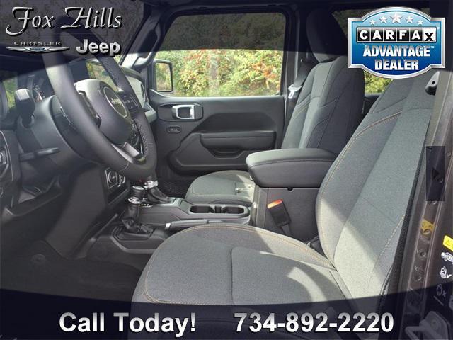 new 2025 Jeep Gladiator car, priced at $46,118