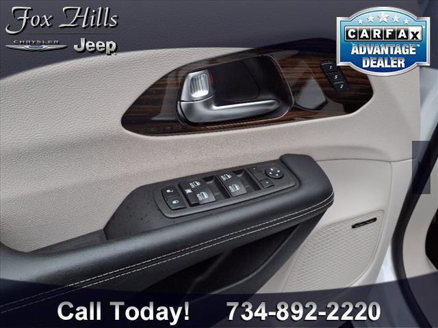 used 2022 Chrysler Pacifica car, priced at $36,995