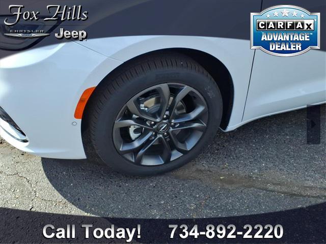 new 2026 Chrysler Pacifica car, priced at $44,196