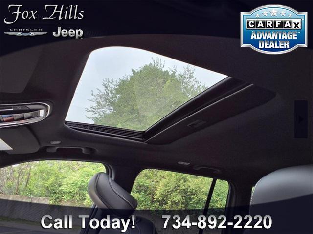 new 2025 Jeep Grand Cherokee car, priced at $42,995