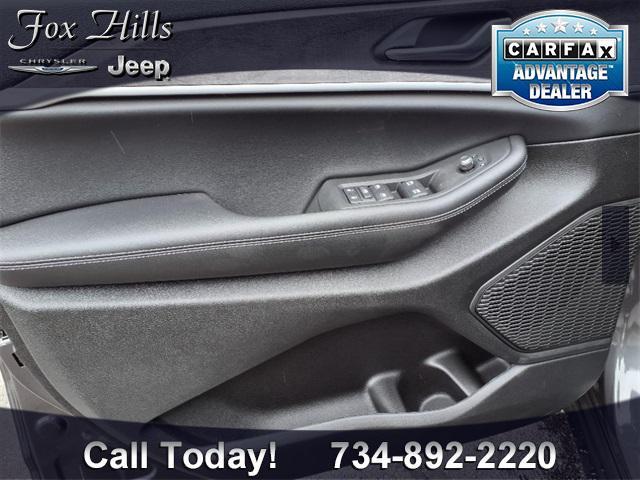 new 2025 Jeep Grand Cherokee L car, priced at $46,467