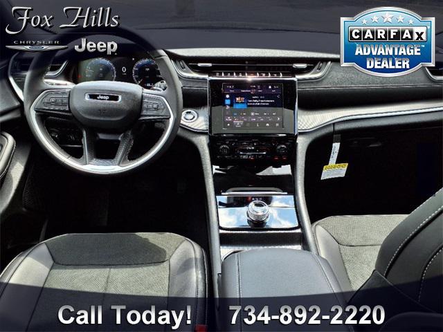 new 2025 Jeep Grand Cherokee car, priced at $43,504