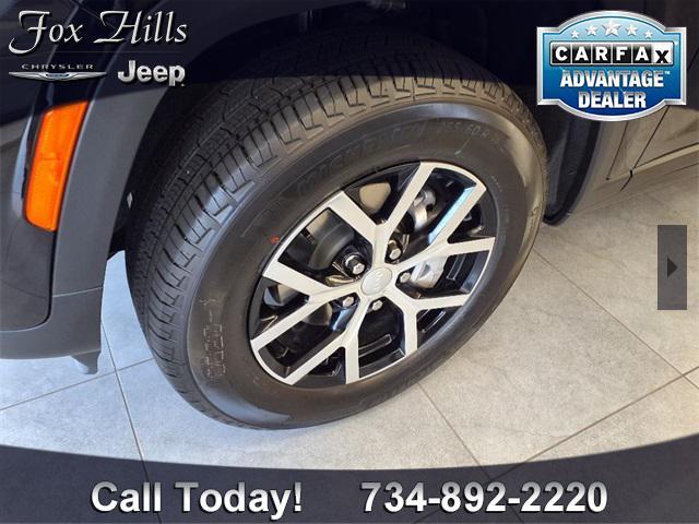 new 2025 Jeep Grand Cherokee car, priced at $44,605