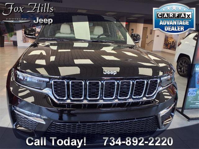 new 2025 Jeep Grand Cherokee car, priced at $44,605