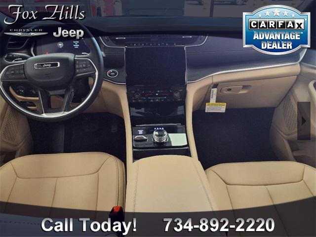 new 2025 Jeep Grand Cherokee car, priced at $44,605