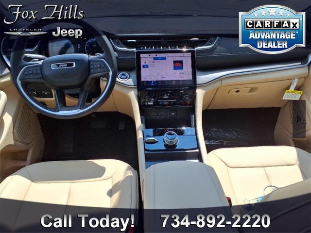 new 2025 Jeep Grand Cherokee car, priced at $49,085