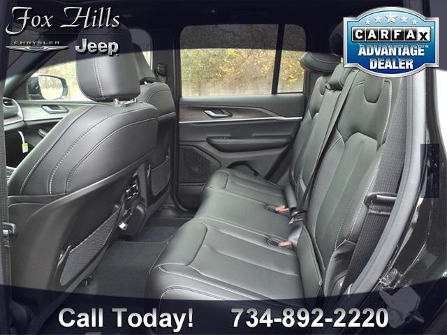 new 2025 Jeep Grand Cherokee car, priced at $50,058