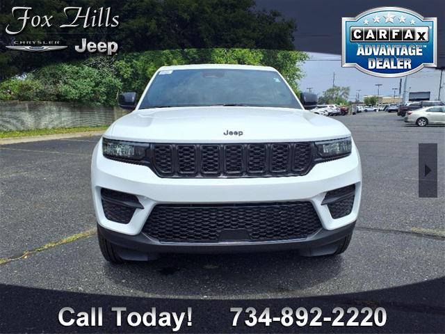 new 2025 Jeep Grand Cherokee car, priced at $42,995