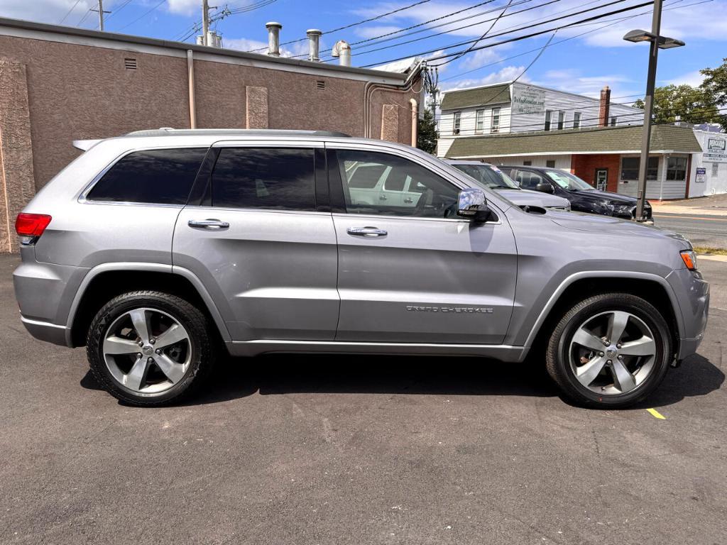 used 2016 Jeep Grand Cherokee car, priced at $21,388