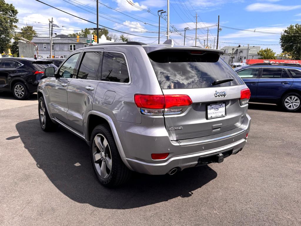 used 2016 Jeep Grand Cherokee car, priced at $21,388