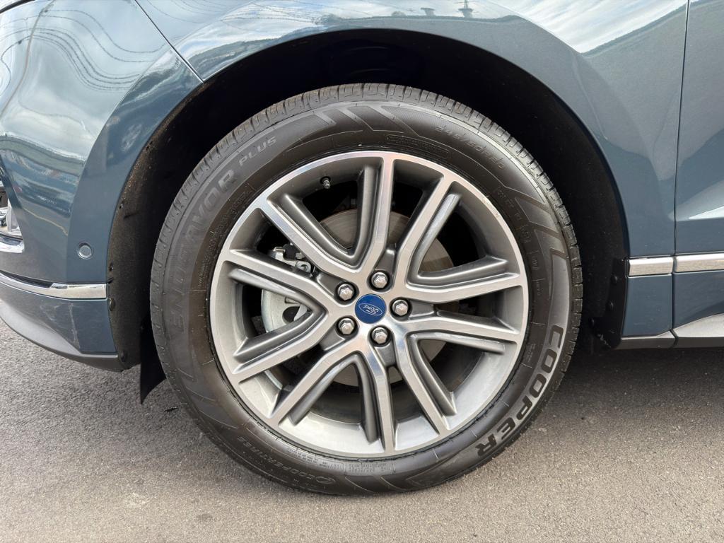 used 2019 Ford Edge car, priced at $17,988