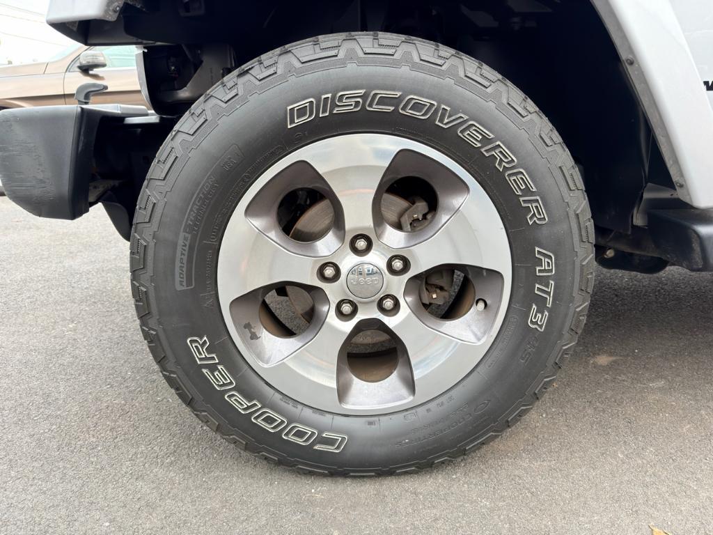 used 2016 Jeep Wrangler Unlimited car, priced at $16,988