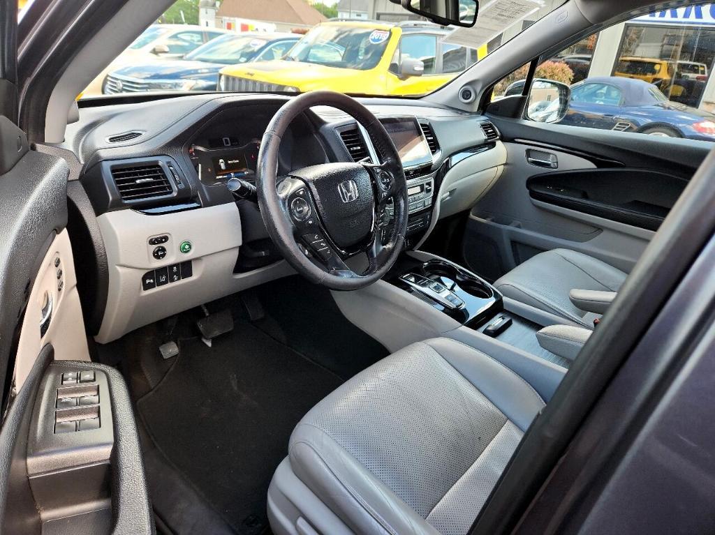 used 2018 Honda Pilot car, priced at $26,998