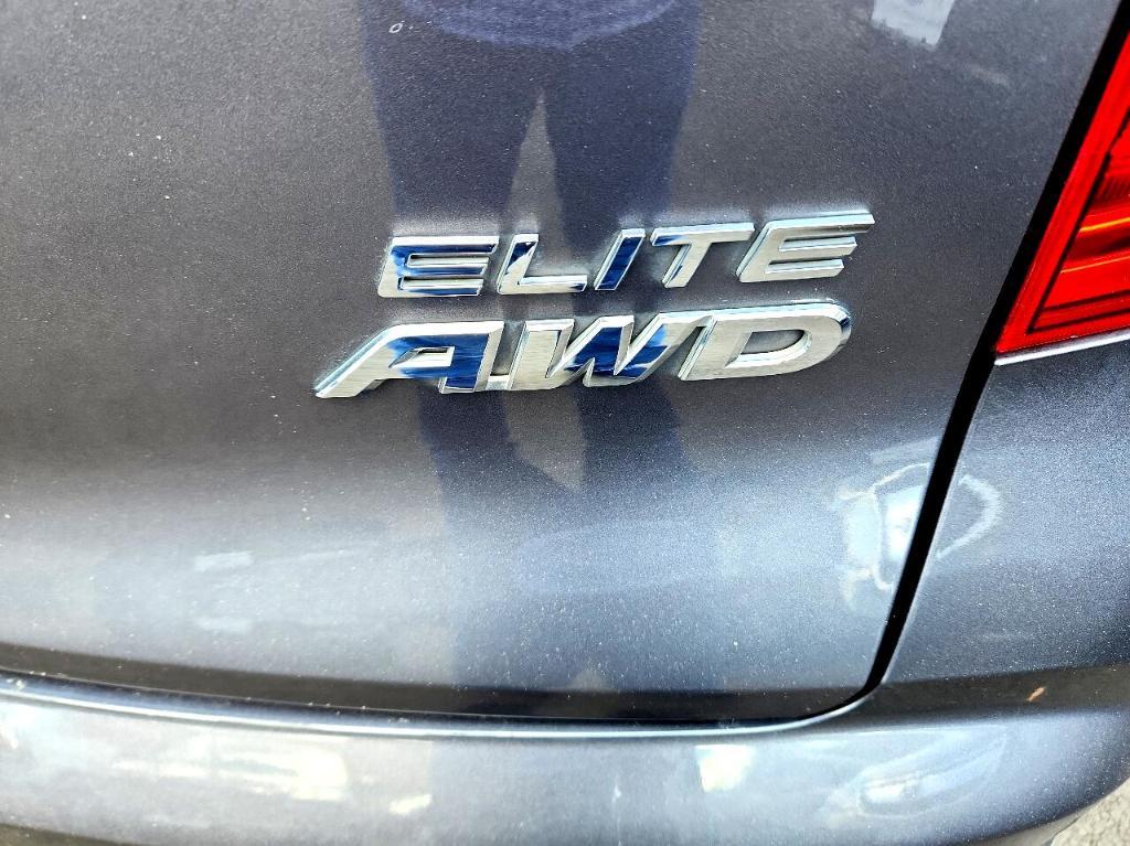 used 2018 Honda Pilot car, priced at $26,998