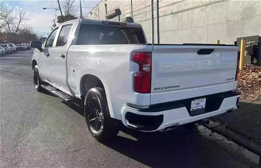 used 2021 Chevrolet Silverado 1500 car, priced at $38,988