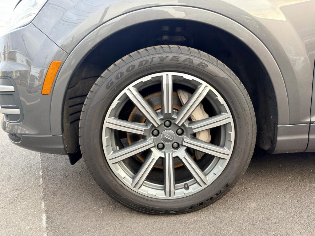 used 2018 Audi Q7 car, priced at $17,488