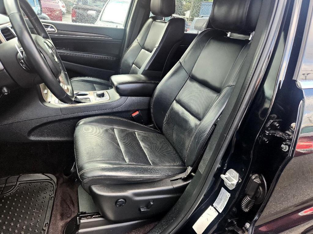 used 2017 Jeep Grand Cherokee car, priced at $14,988