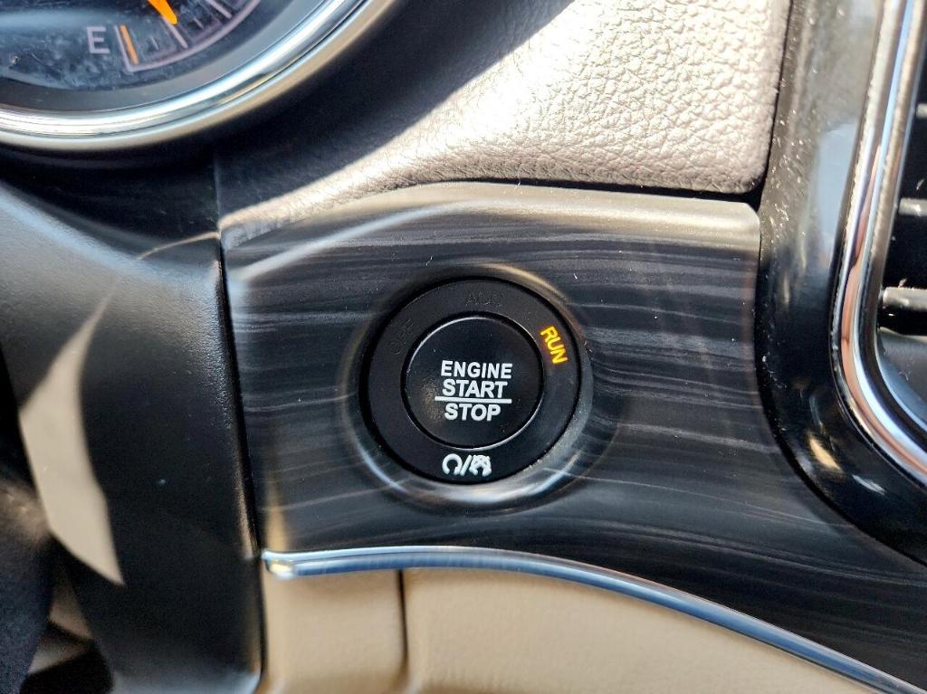 used 2019 Jeep Grand Cherokee car, priced at $19,988