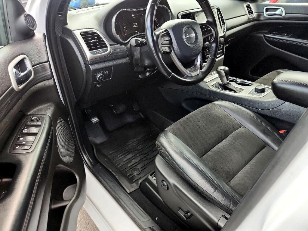 used 2020 Jeep Grand Cherokee car, priced at $22,988