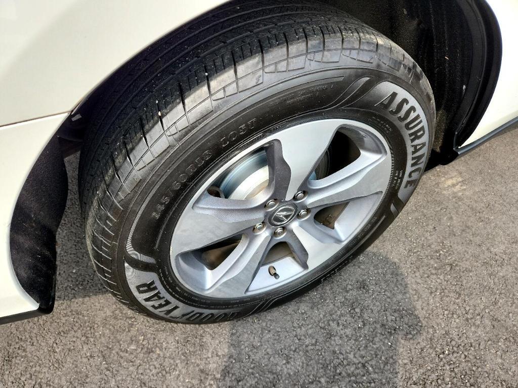 used 2014 Acura MDX car, priced at $16,488
