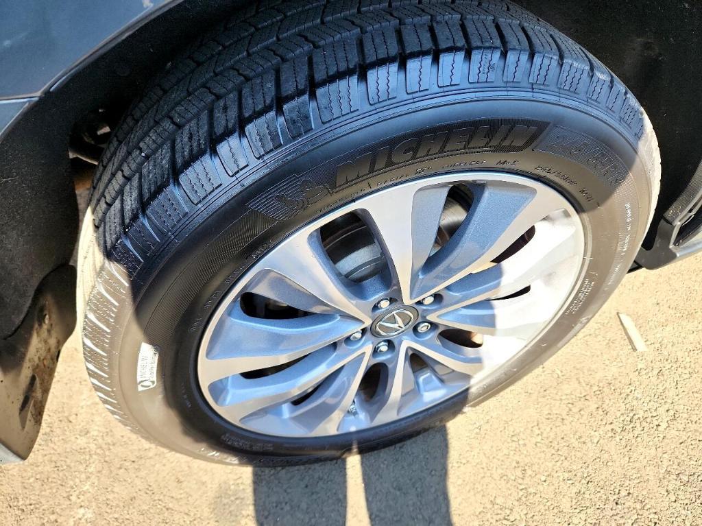 used 2014 Acura MDX car, priced at $15,488