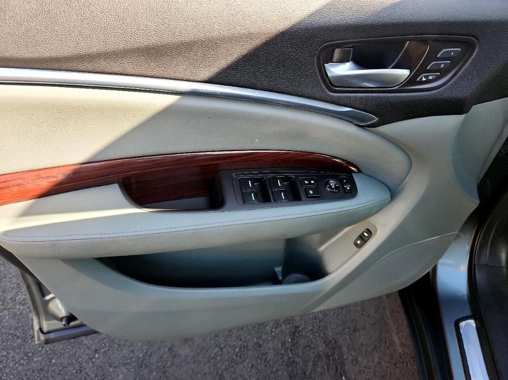 used 2014 Acura MDX car, priced at $15,488